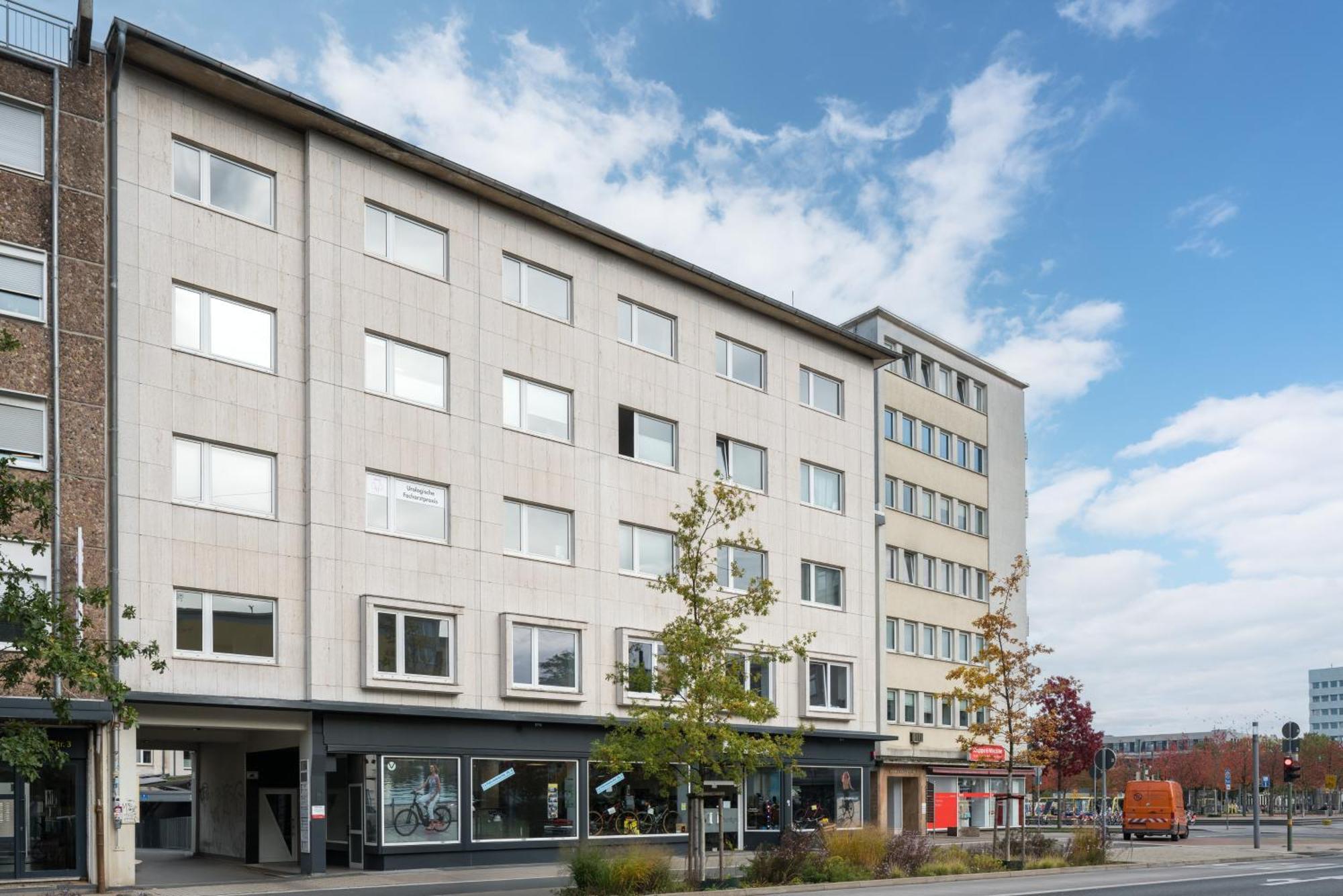 Homely-Apartment Manhattanart, Zentral, Parkplatz, Billard,Ps4, Dart, Balkon Bielefeld Eksteriør bilde