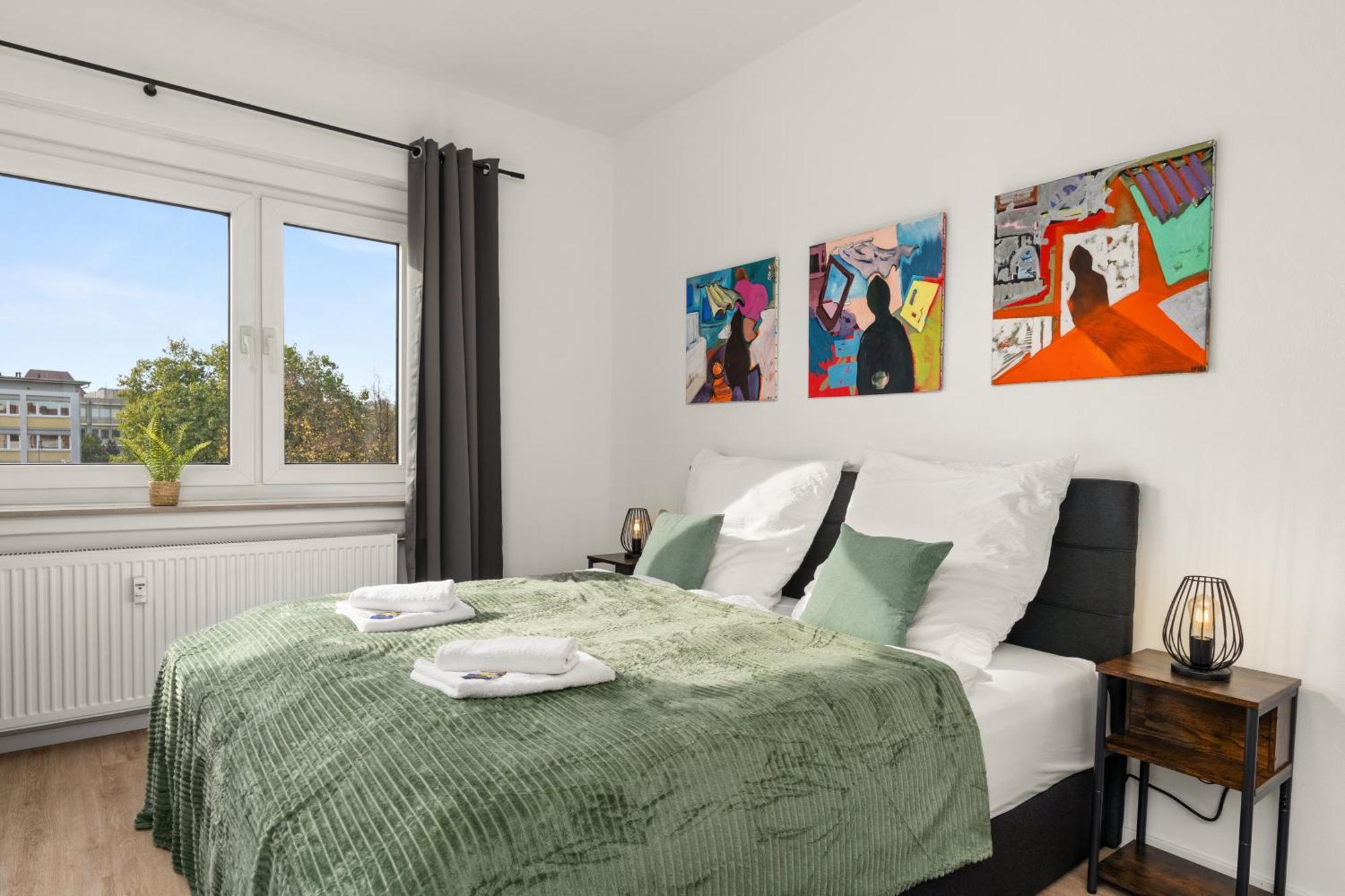 Homely-Apartment Manhattanart, Zentral, Parkplatz, Billard,Ps4, Dart, Balkon Bielefeld Eksteriør bilde